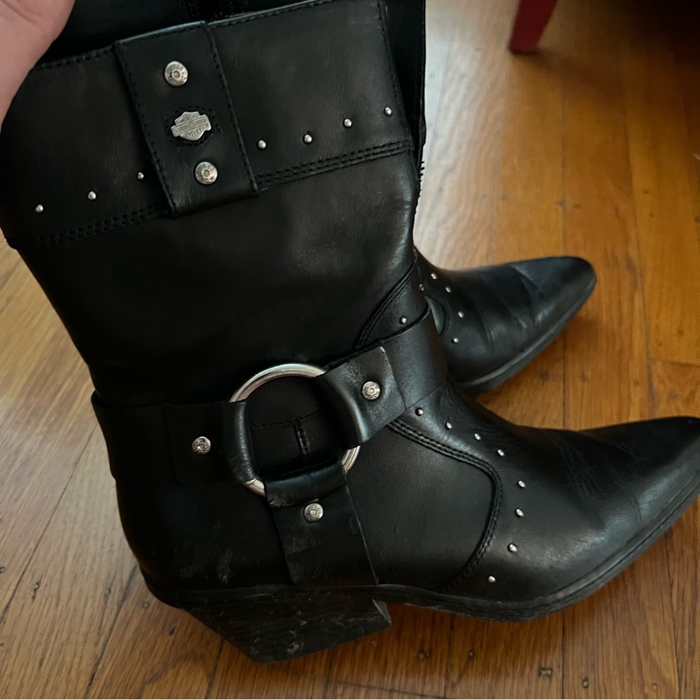 Harley Davidson Women’s black leather boots riding motorcycle silver studded 7.5
